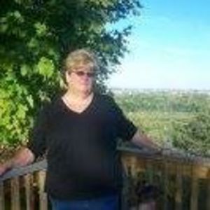 Meet your Posher, Debbie